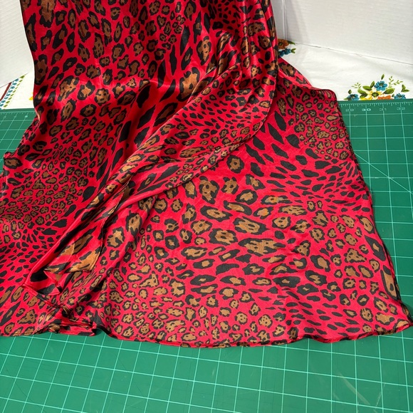 La Vie En Rose Red & Black Satin Leopard Slip Dress Nightgown Lace Detail - Picture 2 of 11